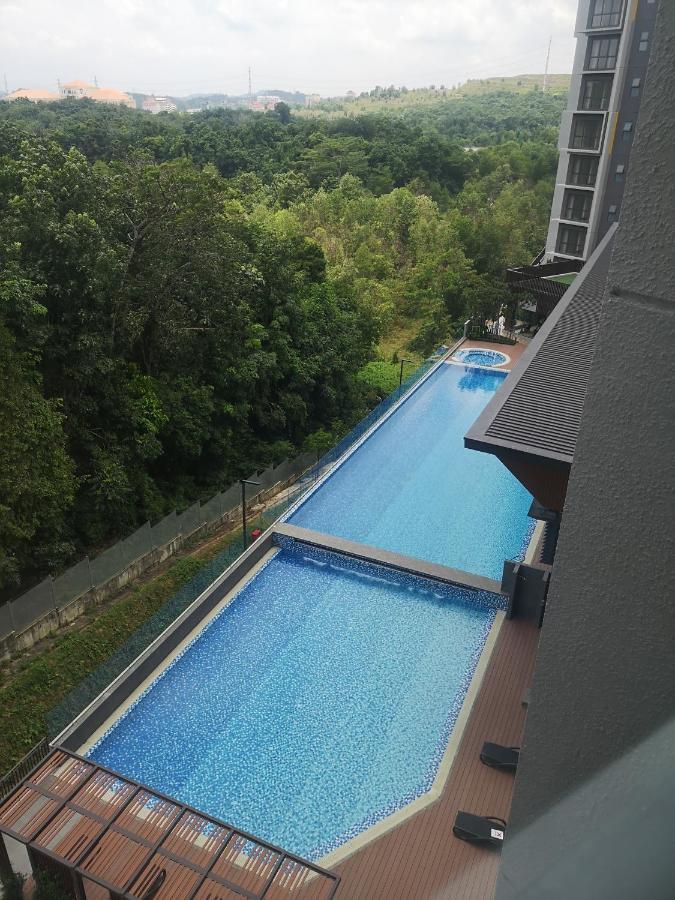 Stayje Putrajaya, 5 Minutes To Ioi City Mall, Wifi , Netflix, Free Parking Екстер'єр фото